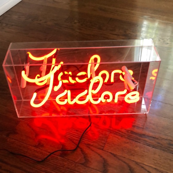 Neon Plug-In Light - Picture 1 of 6